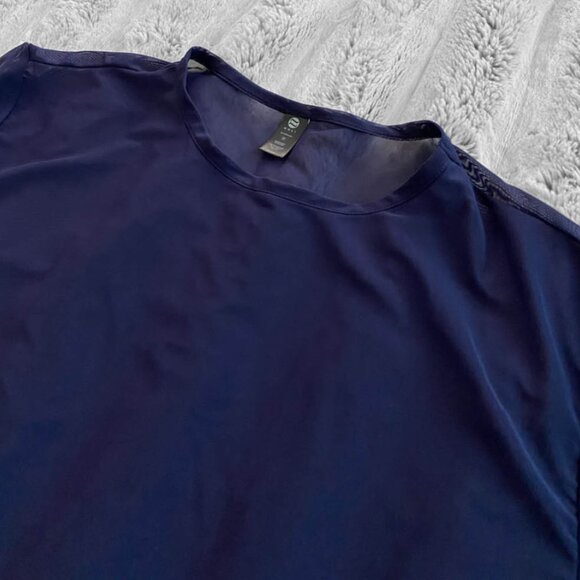 Navy Blue Oversized Mesh See Through Breathable Athletic Active Layering T-Shirt - Picture 3 of 4